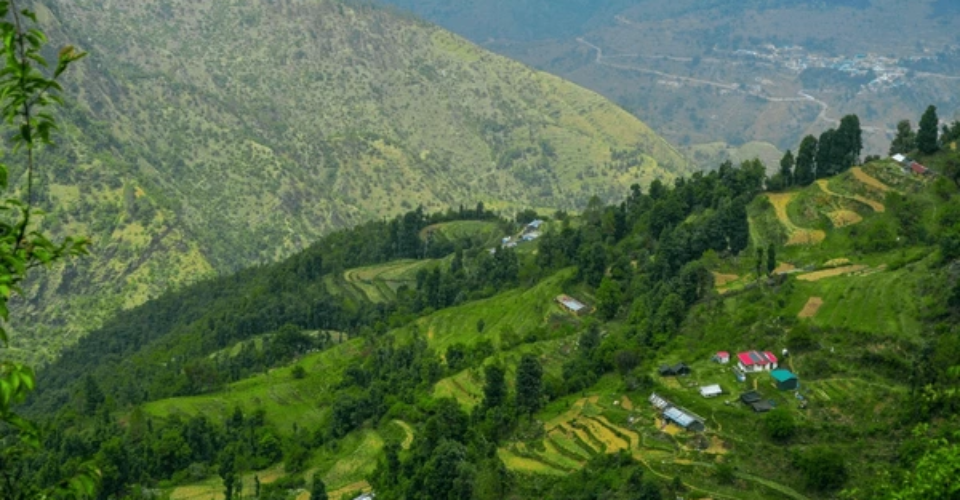 dhanulti-mountain -view