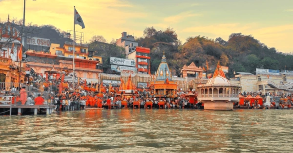 famous-haridwar-ghat-har-ki-pauri