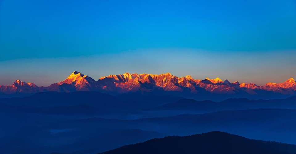 beautiful-peaks-nanda-devi-mountain-range