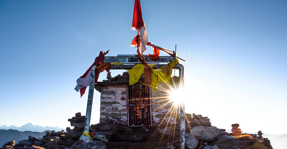 chandrashila-summit-sunrise-temple