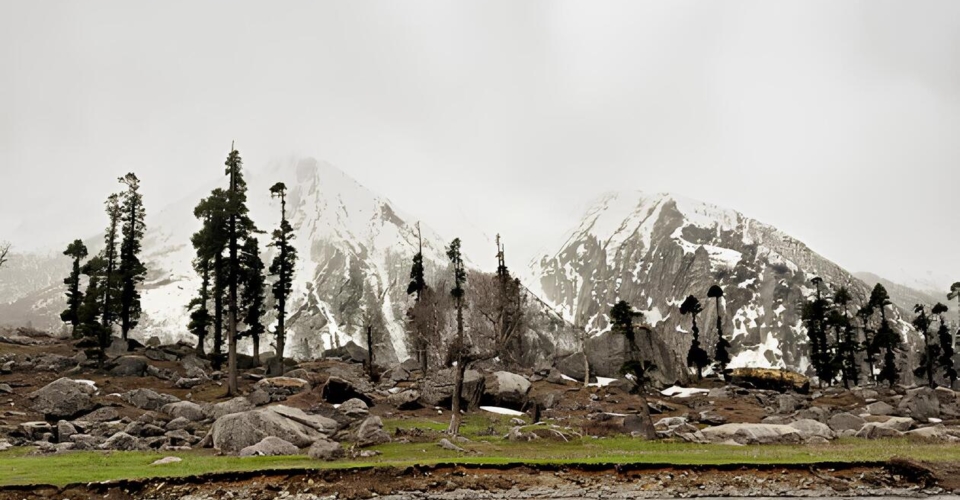 har-ki-dun-snowy-peaks-river