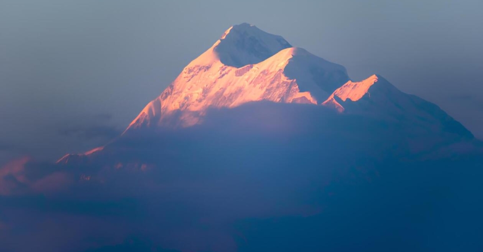 himalayan-peak-nanda-devi-trishul-sunrise-kausani