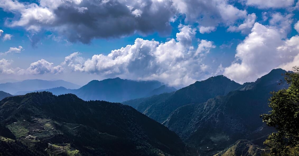 kanatal-clouds-over-hills