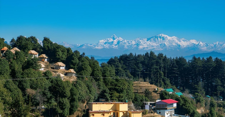 kanatal-hill-station-near-dhanaulti-state