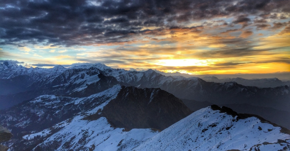 kedarkantha-sunset-mountains